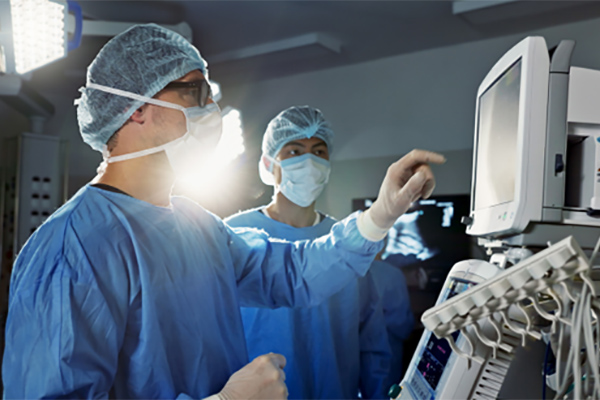 The Role of the Surgeon in Robotic Joint Replacement: Training and Expertise